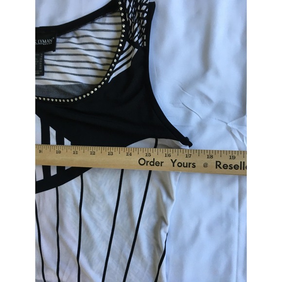 Frank Lyman Shirt Womens 6 Black‎ White Red Geometric Sleeveless Belted Tunic - Picture 11 of 13